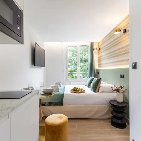 Apartmán Cosy - Parc Des Expositions Tour Eiffel 14 *